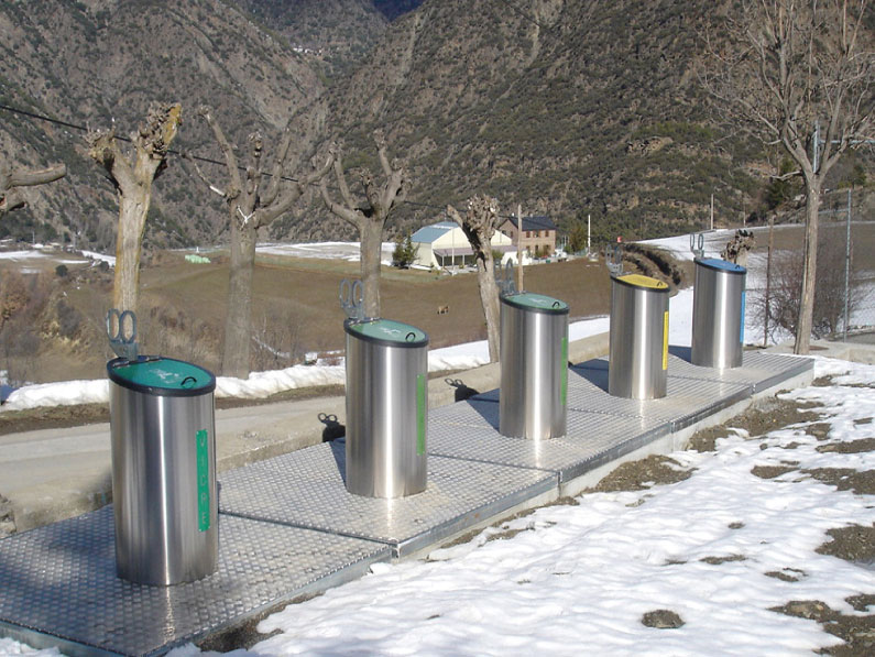 Constructions métalliques pour la gestion de déchets