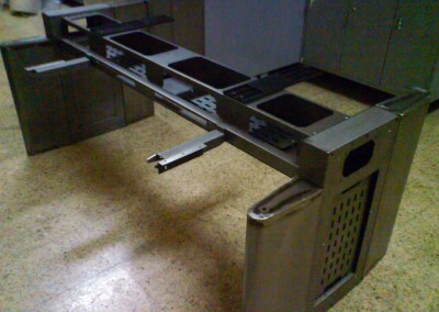 Mobiliari metàl·lic